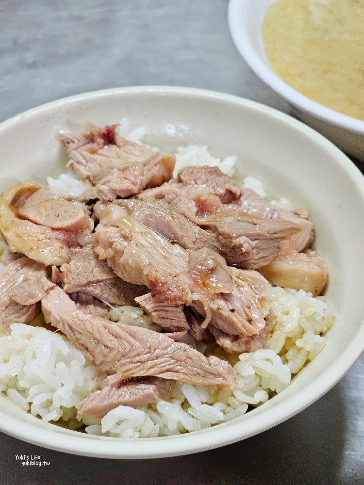 嘉義雞肉飯推薦|阿樓師火雞肉飯|賣到宵夜場好讚,近文化路夜市 - yuki.tw