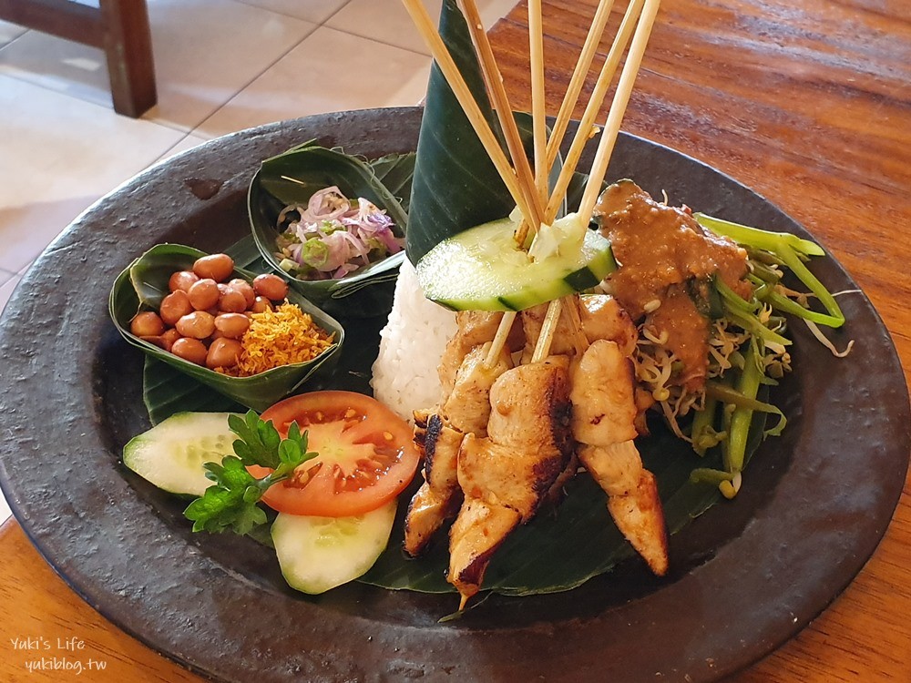 【峇里島烏布美食餐廳】Warung D'Ubud~烏布皇宮旁別有洞天寺廟風格餐廳 - yuki.tw