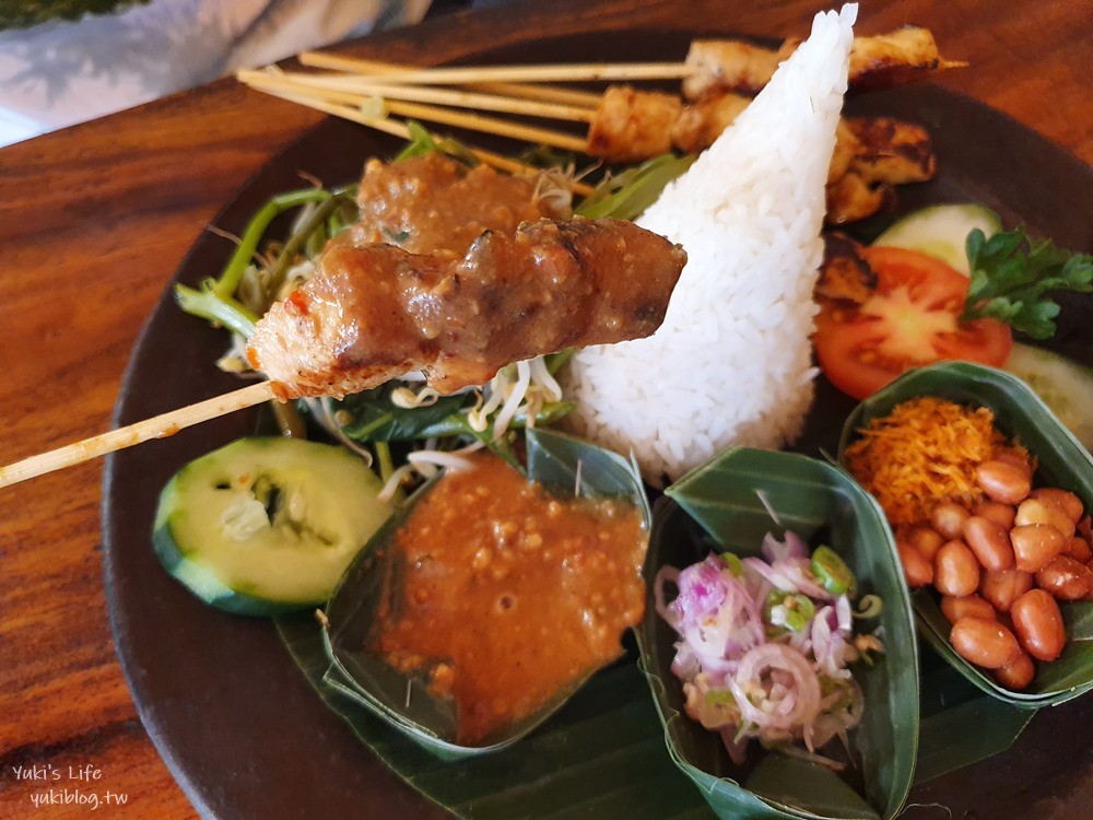 【峇里島烏布美食餐廳】Warung D'Ubud~烏布皇宮旁別有洞天寺廟風格餐廳 - yuki.tw