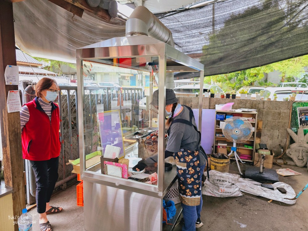 花蓮美食》花蓮慶修院馬告香腸，世界最好吃的香腸~另附神秘配料讓人意想不到 - yuki.tw