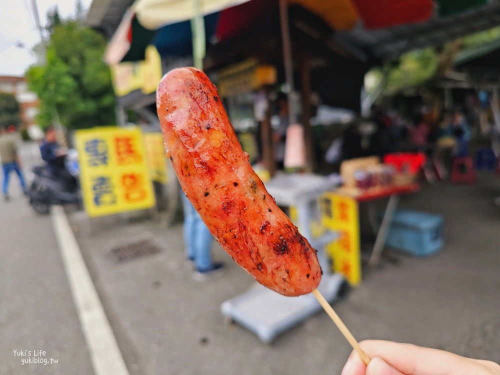 花蓮美食》花蓮慶修院馬告香腸，世界最好吃的香腸~另附神秘配料讓人意想不到 - yuki.tw