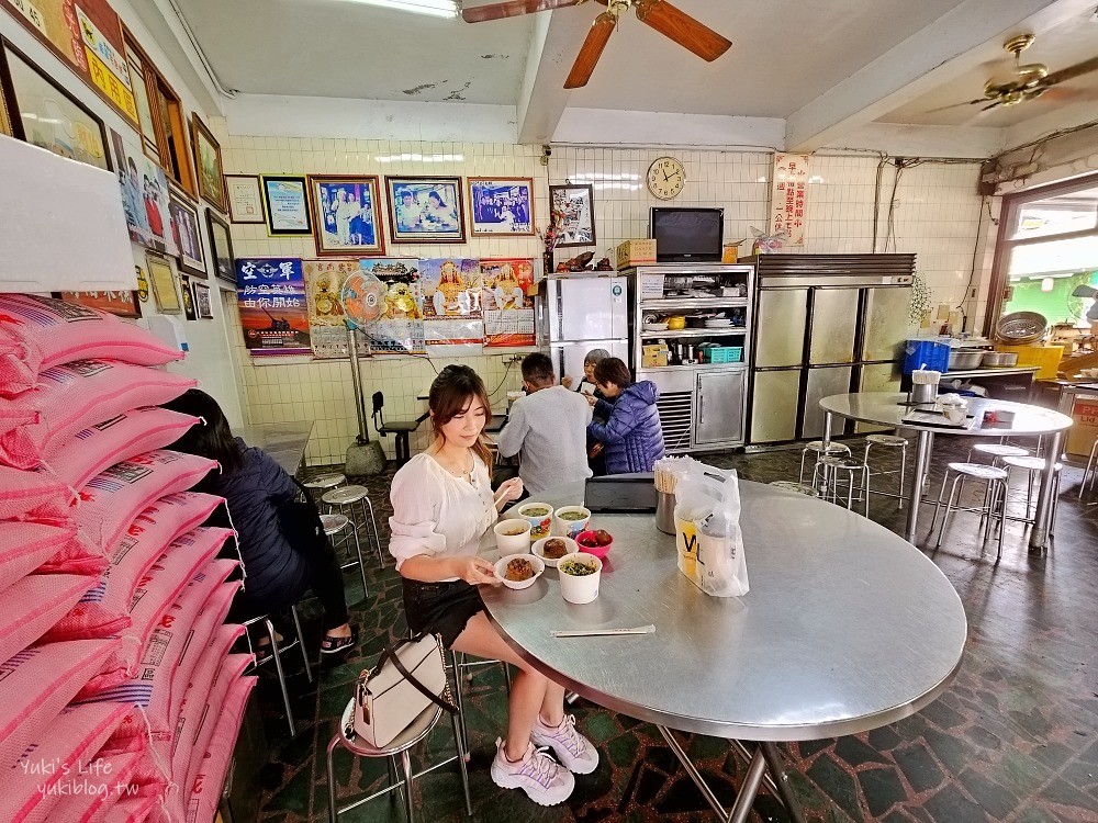 台中清水美食》阿財米糕店，清水排隊名店，超有特色米糕又油又香~肥肉控必來 - yuki.tw