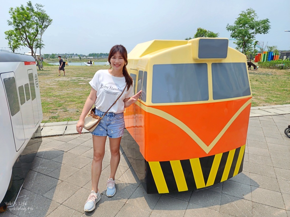 【屏東潮州景點】潮州鐵道園區,迷你版京都鐵道博物館,小火車和動物湖畔景觀咖啡~超推薦親子景點 - yuki.tw