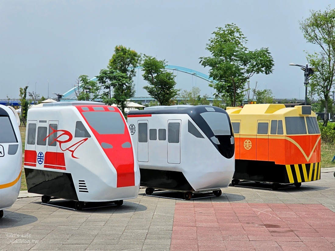 【屏東潮州景點】潮州鐵道園區,迷你版京都鐵道博物館,小火車和動物湖畔景觀咖啡~超推薦親子景點 - yuki.tw