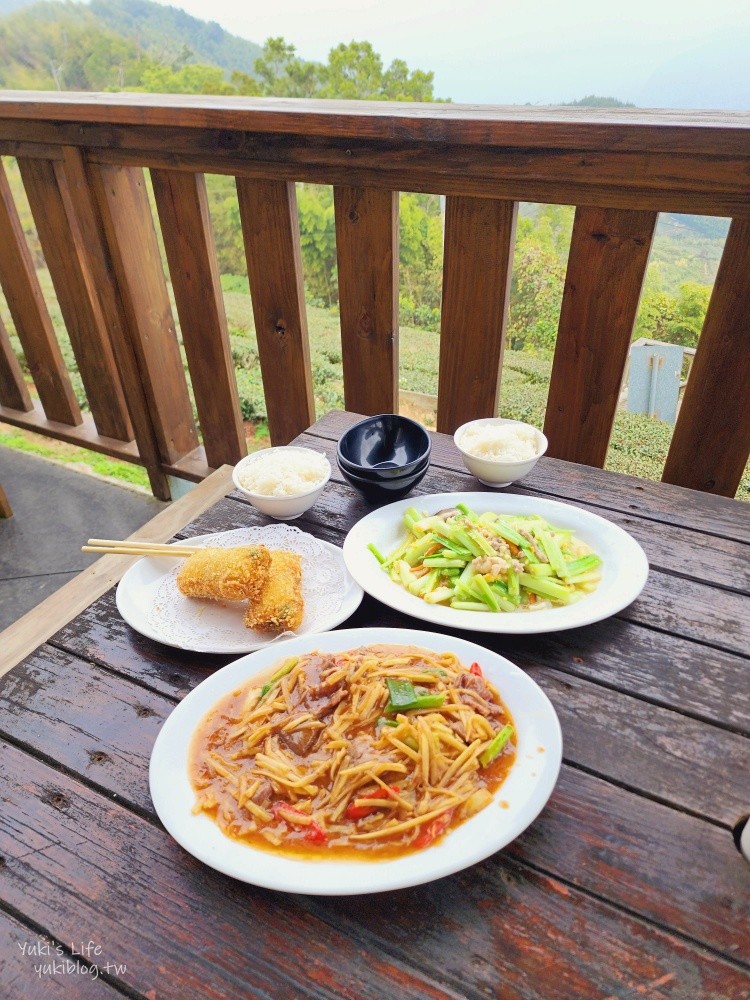 【嘉義梅山景點】二尖山休閒茶園景觀餐廳，必吃苦茶油雞和脆皮豆腐 - yuki.tw