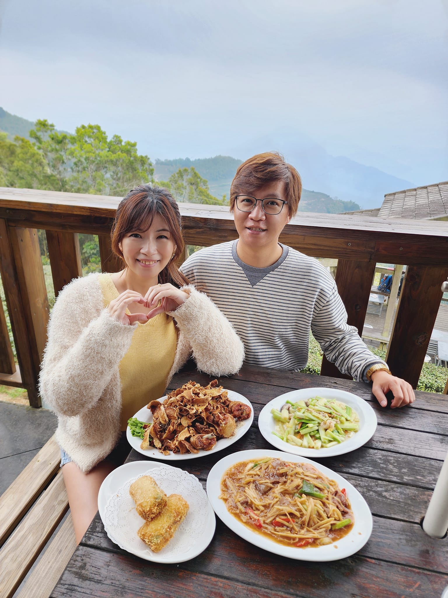 【嘉義梅山景點】二尖山休閒茶園景觀餐廳，必吃苦茶油雞和脆皮豆腐 - yuki.tw