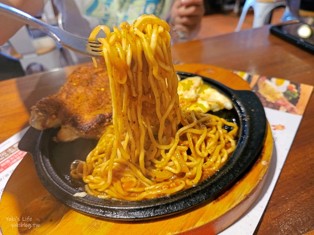 【花蓮吉安美食】來來牛排花蓮店，份量大又美味還能加麵！CP值高高！ - yuki.tw