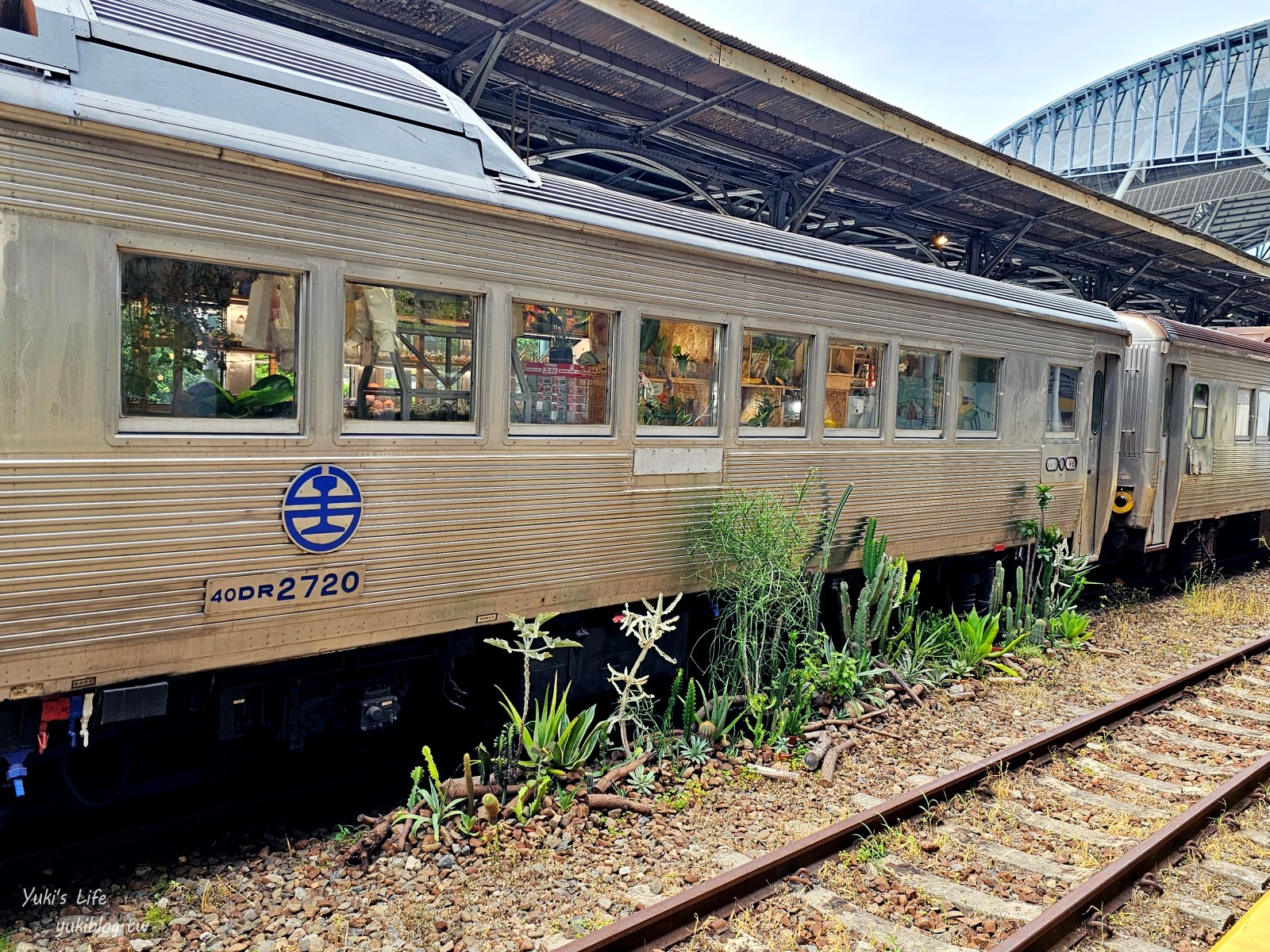 台中親子約會景點│臺中驛鐵道文化園區│免門票假日市集、美食餐廳、奶泡貓咖啡半日遊 - yuki.tw