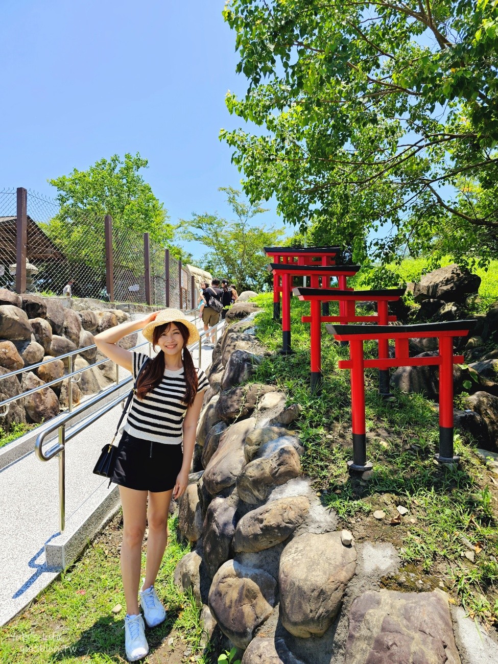 宜蘭綠舞日式主題園區，美拍日式庭園親子景點，萌萌水豚君.草泥馬.梅花鹿 - yuki.tw