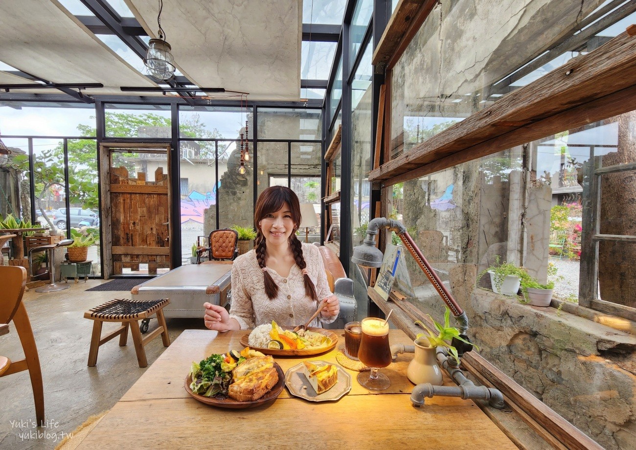 【墾丁美食】樹夏飲事，IG激推的廢墟玻璃屋咖啡廳 - yuki.tw