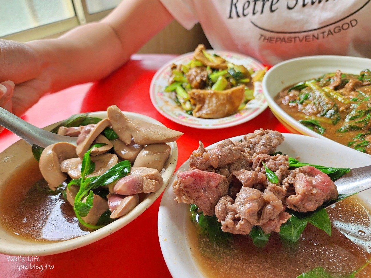 潮州牛肉亮，屏東潮州必吃美食！高CP值好吃推薦，湯還能續碗~