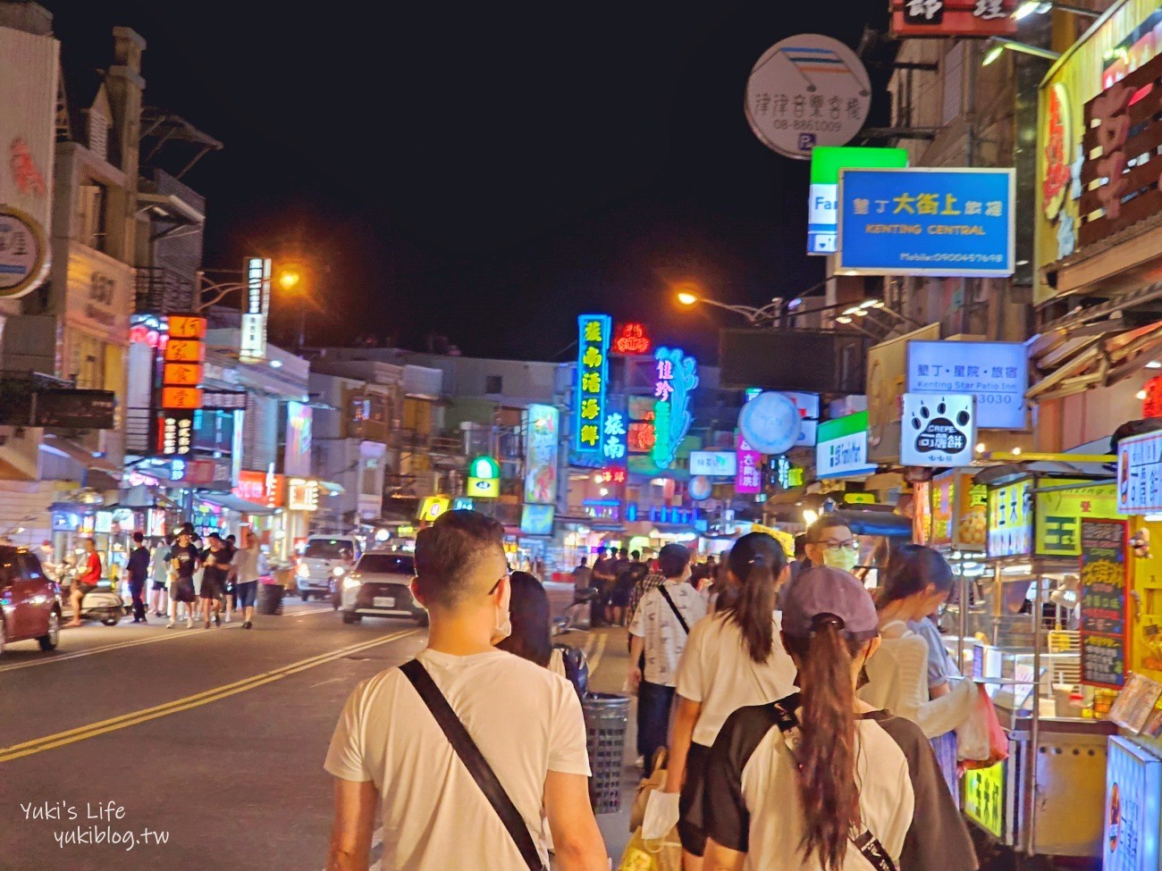 屏東景點》墾丁大街夜市，跟著人潮一起吃美食~墾丁夜晚好去處 - yuki.tw