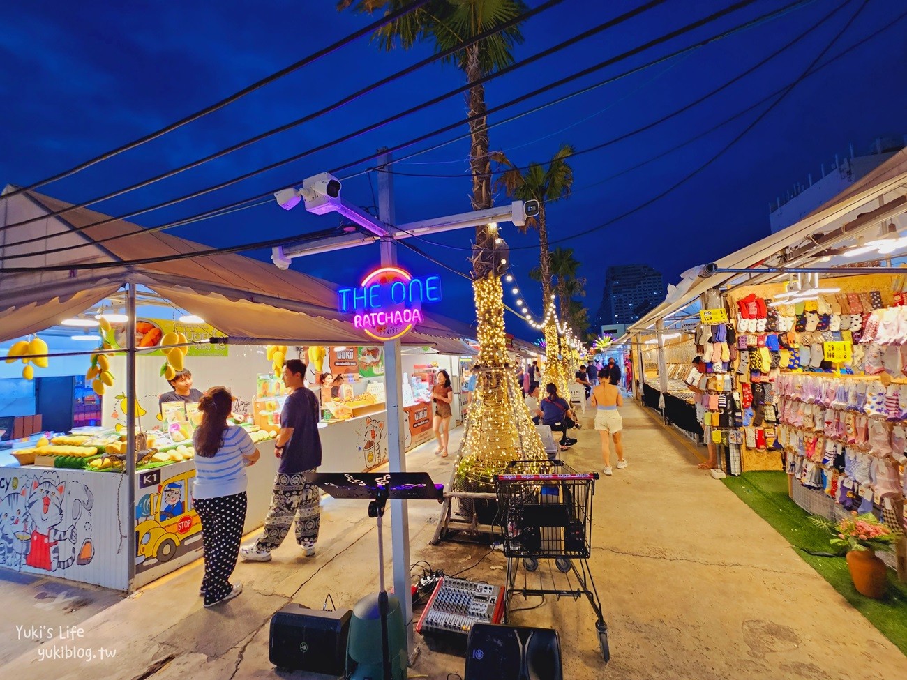 曼谷景點》The One Ratchada夜市(曼谷拉差達火車夜市)晚上逛街吃美食好去處~ - yuki.tw