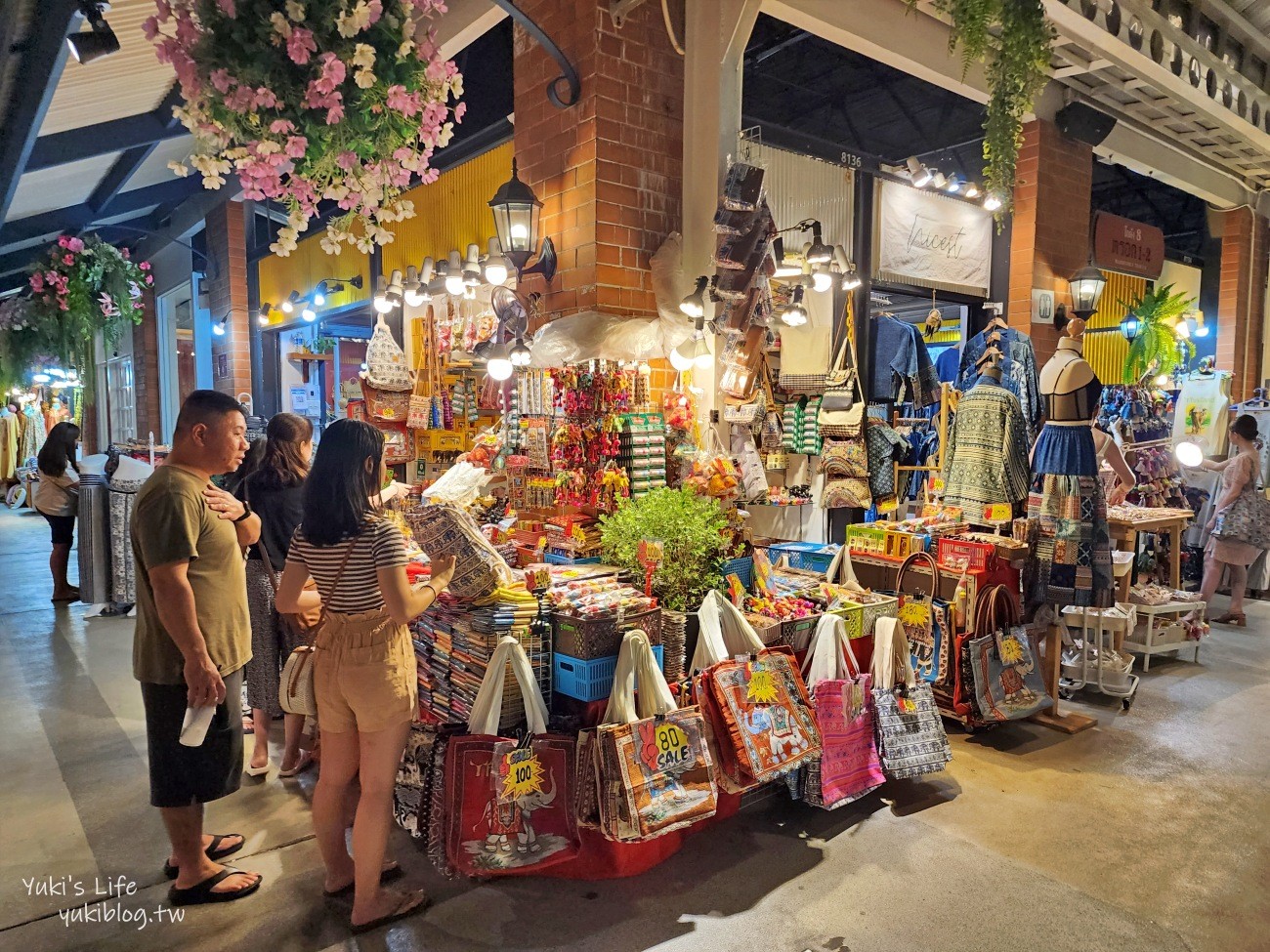 泰國曼谷Asiatique河濱碼頭夜市～曼谷夜市推薦必訪景點！摩天輪、旋轉木馬也太美(交通) - yuki.tw