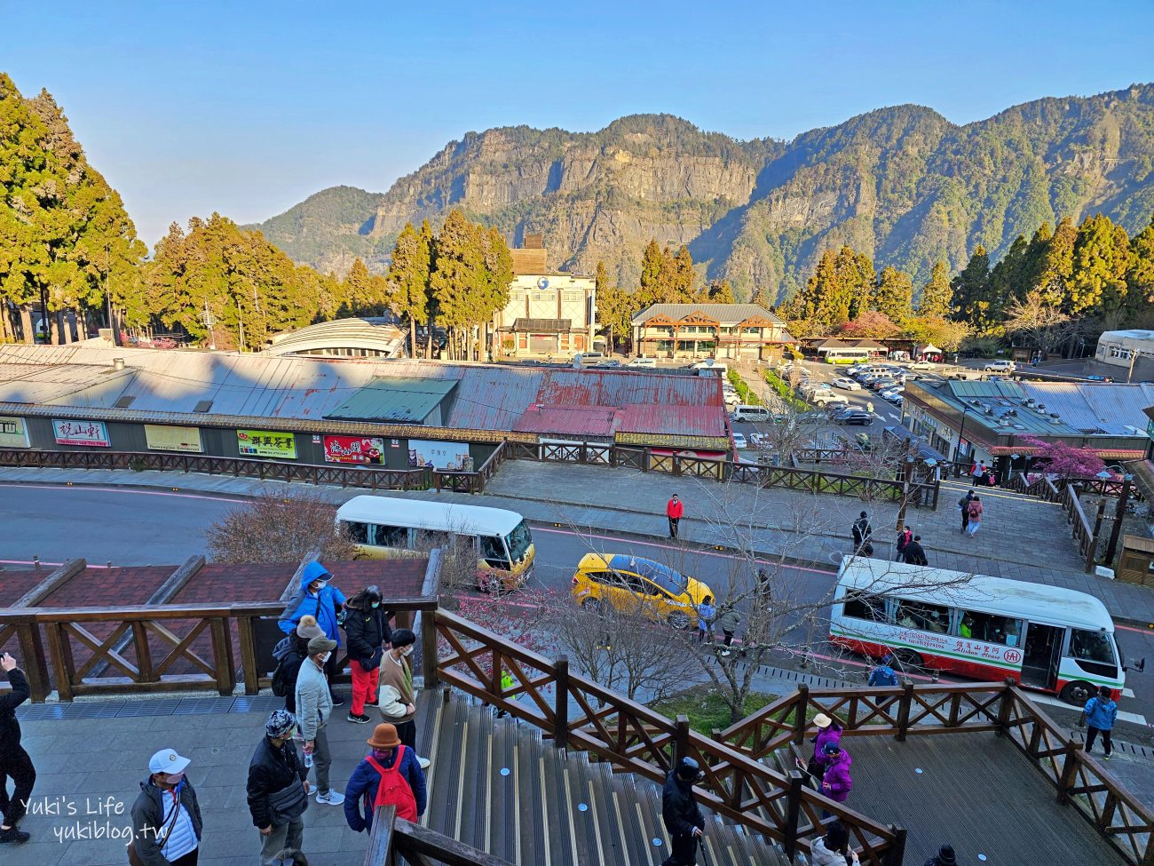 嘉義必訪！阿里山賞日出攻略！阿里山車站買票搭小火車到祝山觀日平台 - yuki.tw