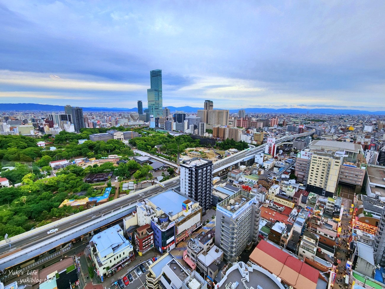 大阪景點》通天閣、新世界商店街，巨型招牌超好拍！大阪自由行推薦必訪景點 - yuki.tw