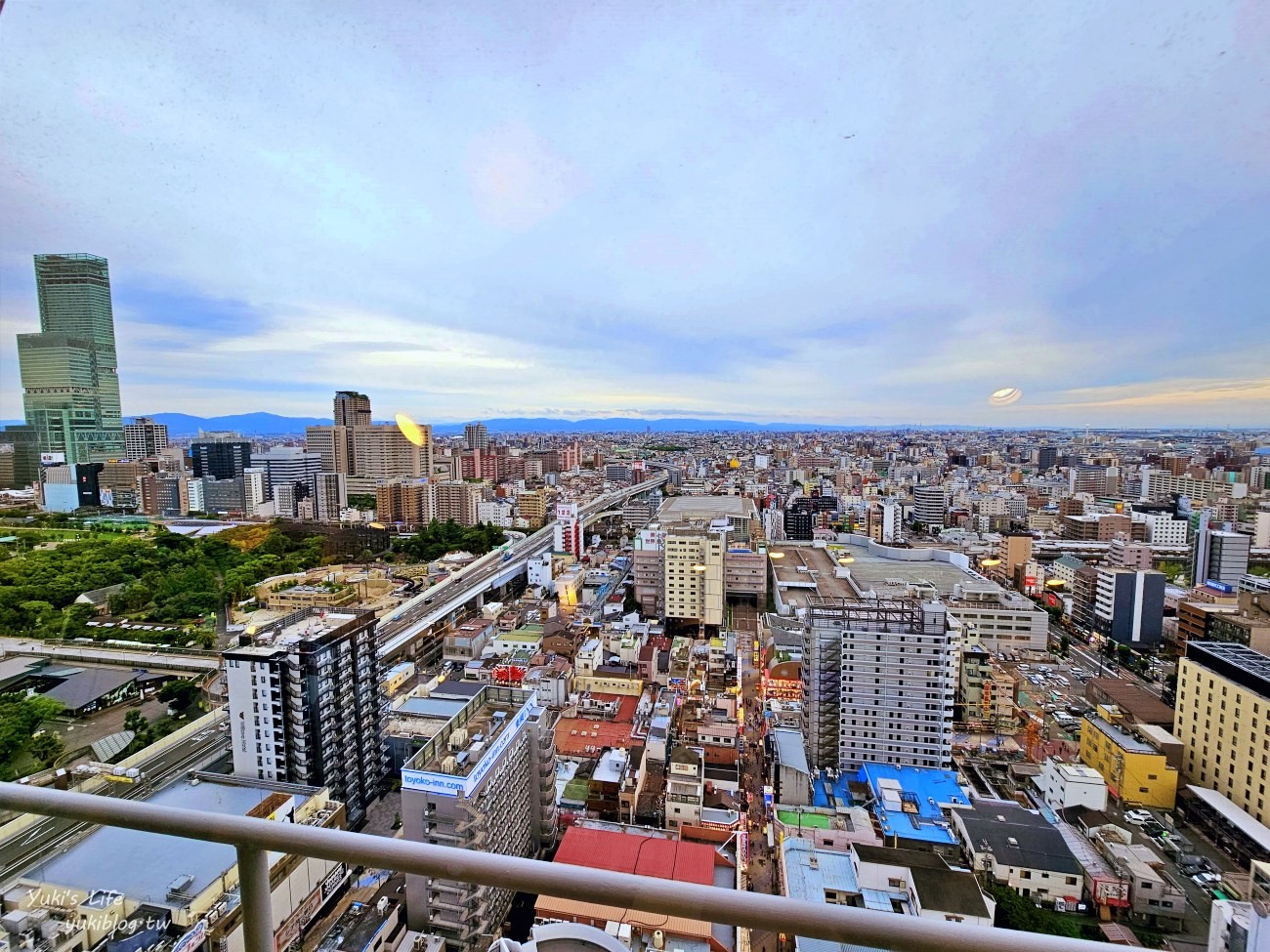 大阪景點》通天閣、新世界商店街，巨型招牌超好拍！大阪自由行推薦必訪景點 - yuki.tw