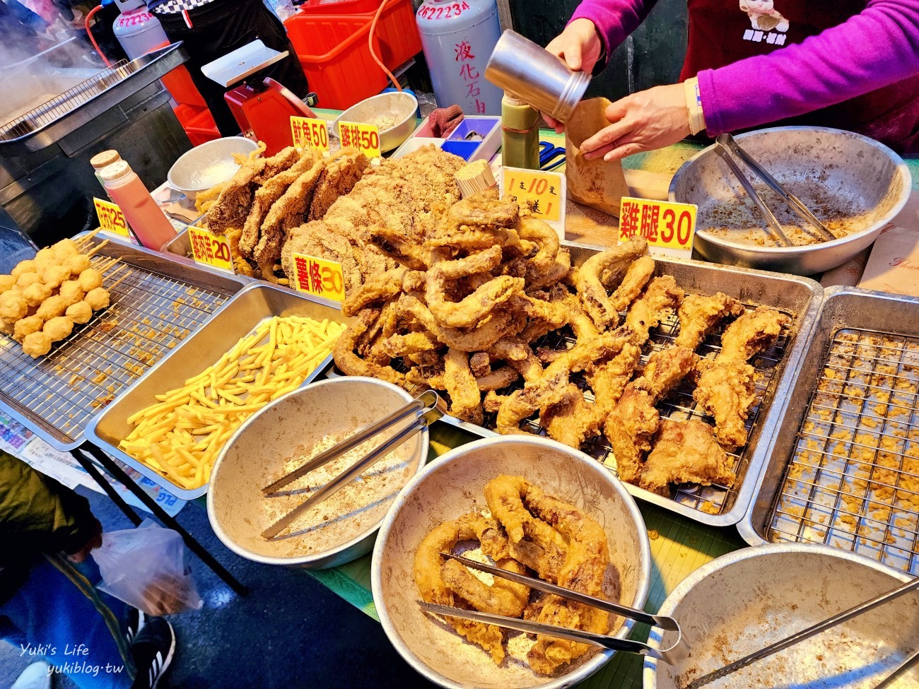 雲林斗六成功夜市，雲林週三週六熱鬧傳統夜市美食滿滿～好逛好吃好買！ - yuki.tw