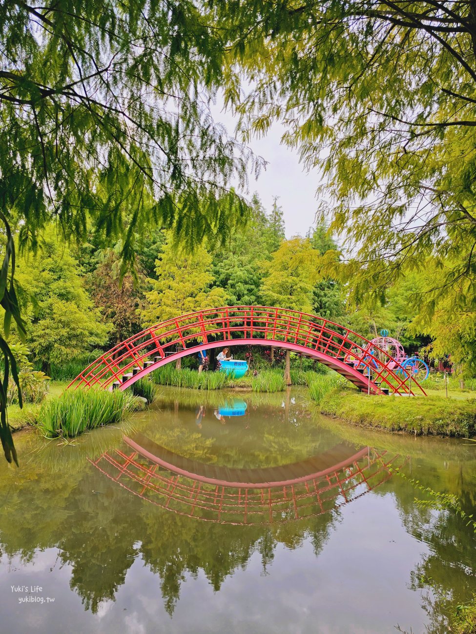 雲林古坑粉紅泡泡(珍粉紅城堡)粉紅色水上教堂、落羽松水上發呆亭景觀餐廳 - yuki.tw