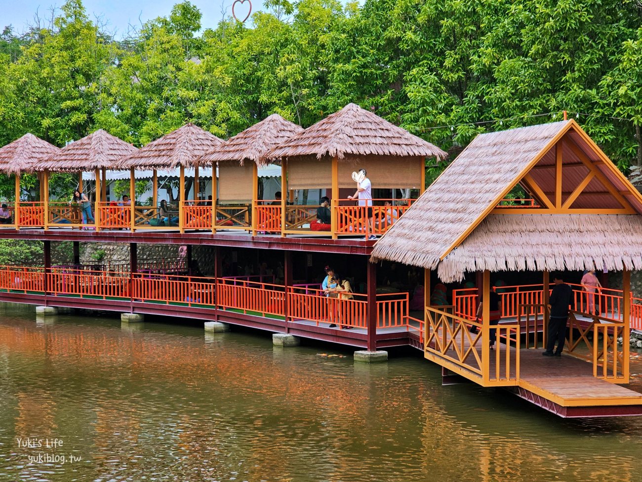 雲林景點》近水樓台湖畔森林咖啡，森林系峇里島風景觀餐廳~近期超火紅的新亮點！ - yuki.tw