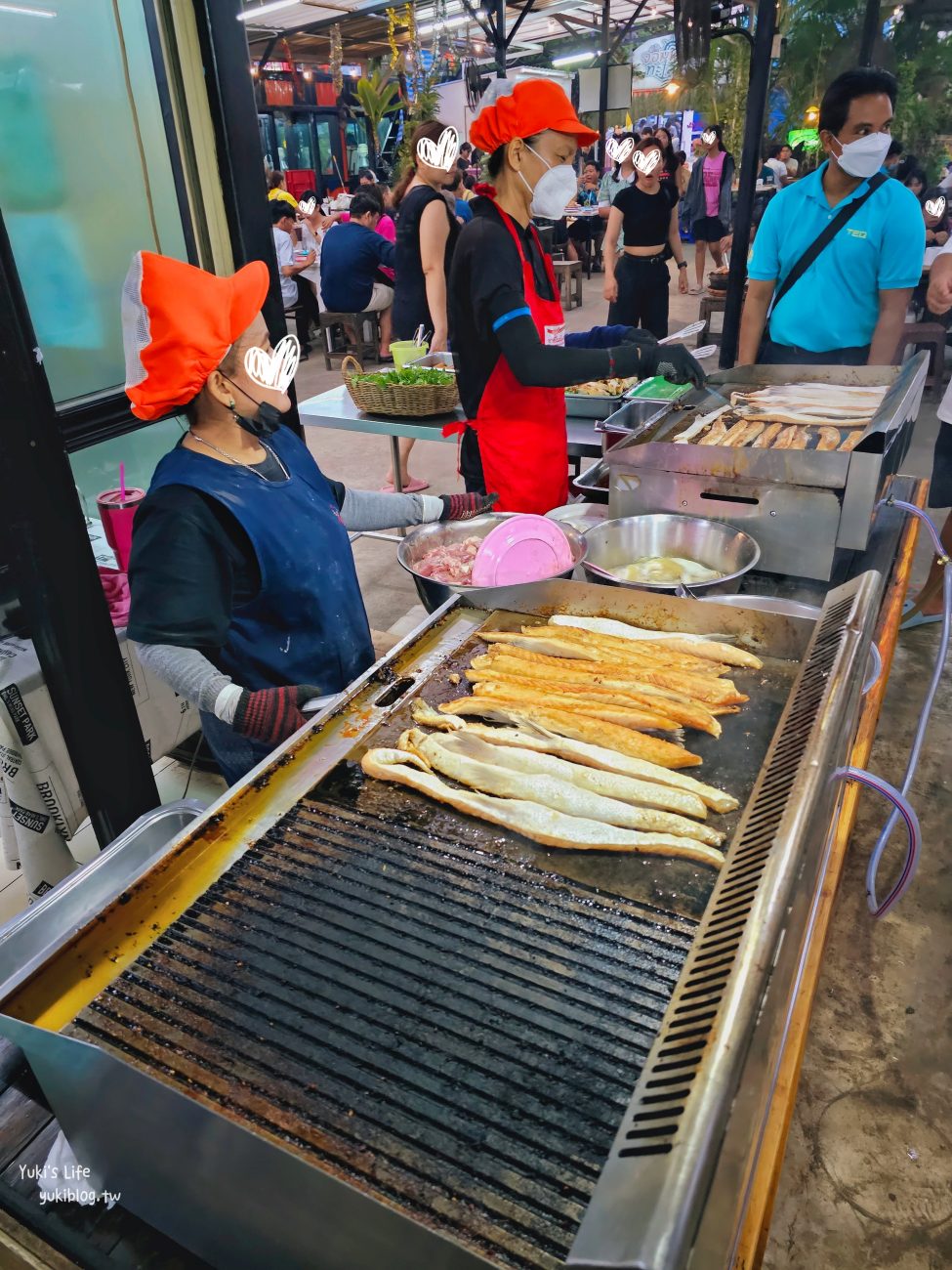 芭達雅海鮮吃到飽》一人429泰銖.泰國蝦海鮮燒烤吃到飽！熱食.烤肉.炸雞.飲料全都無限吃~ - yuki.tw