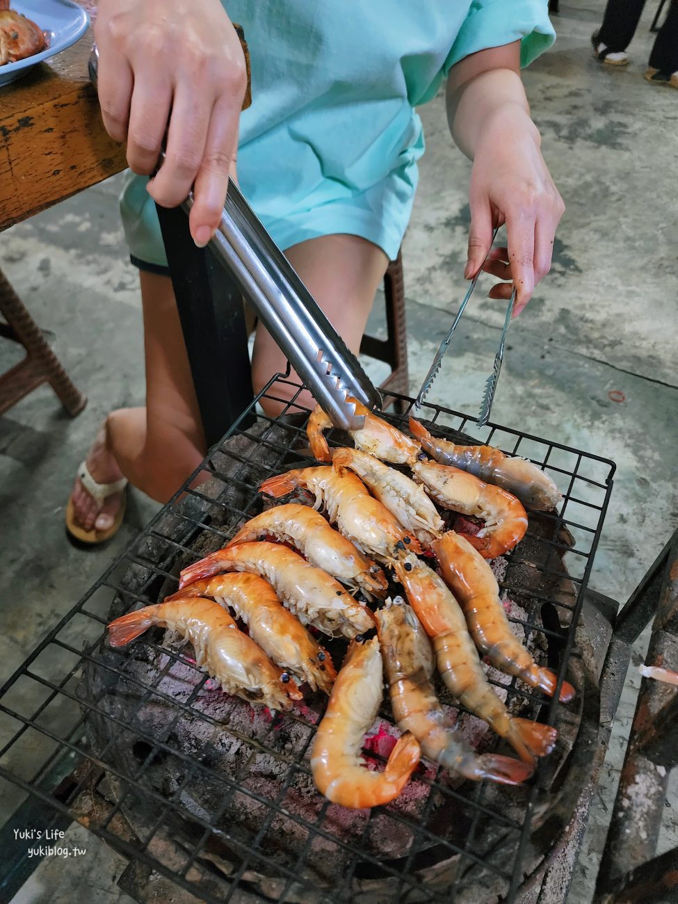 芭達雅海鮮吃到飽》一人429泰銖.泰國蝦海鮮燒烤吃到飽！熱食.烤肉.炸雞.飲料全都無限吃~ - yuki.tw