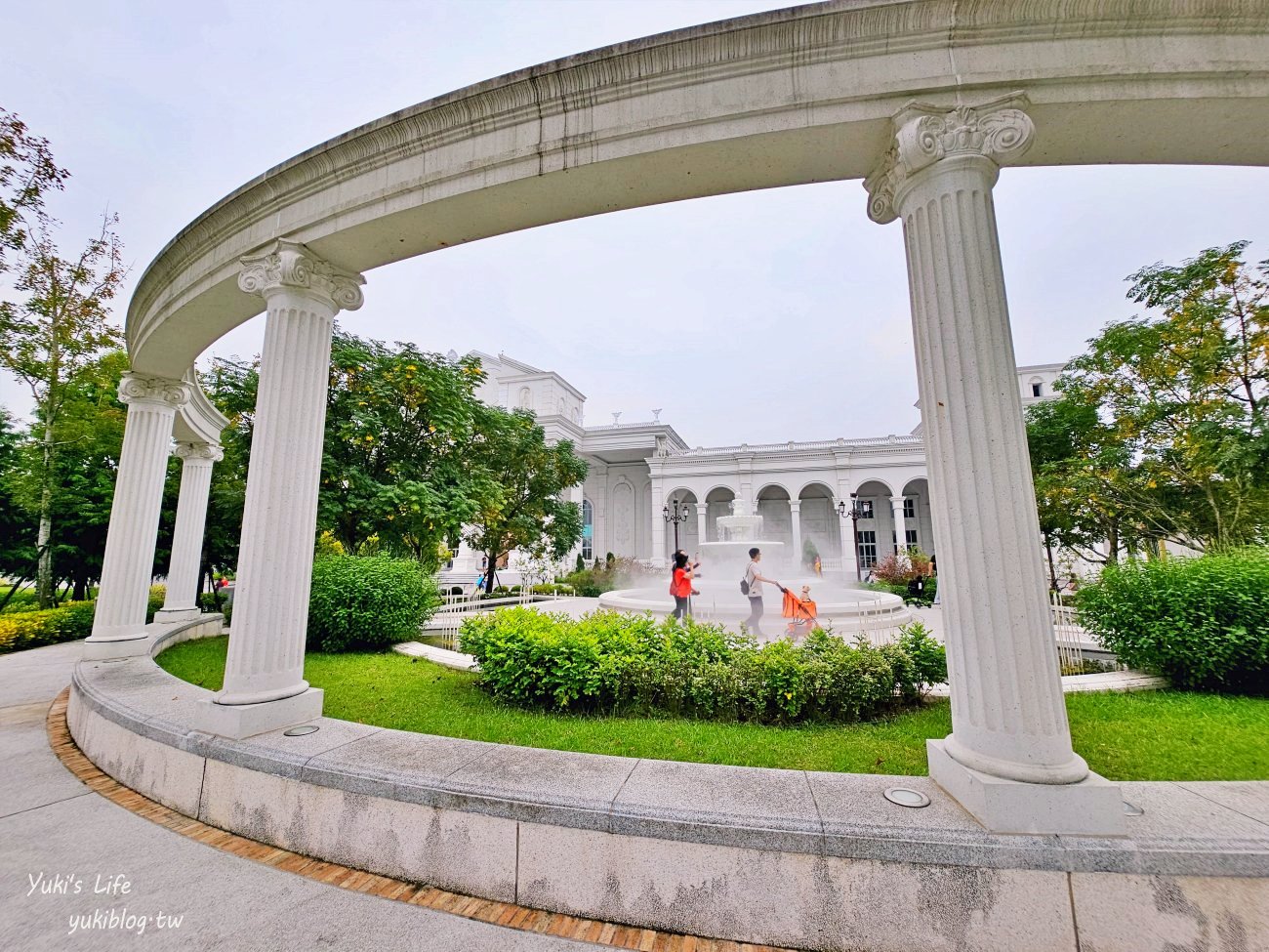 嘉義景點》蓋婭莊園(康倪時代美學生技園區)超美歐風希臘城堡，隨便拍都是大片 - yuki.tw