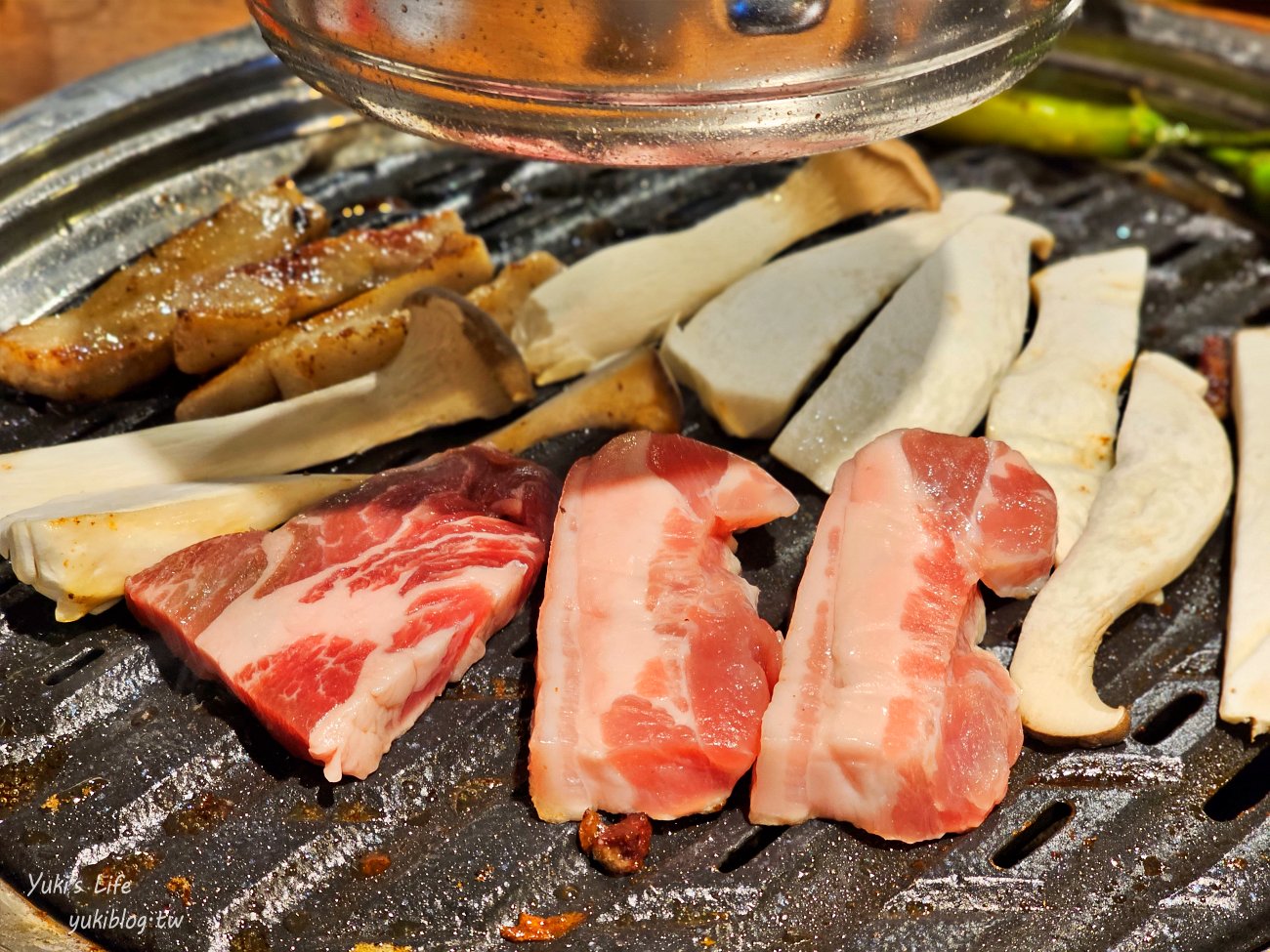 明洞必吃美食》韓式燒烤牛肉吃到飽，明洞燒肉推薦~想吃烤肉就來這兒~ - yuki.tw