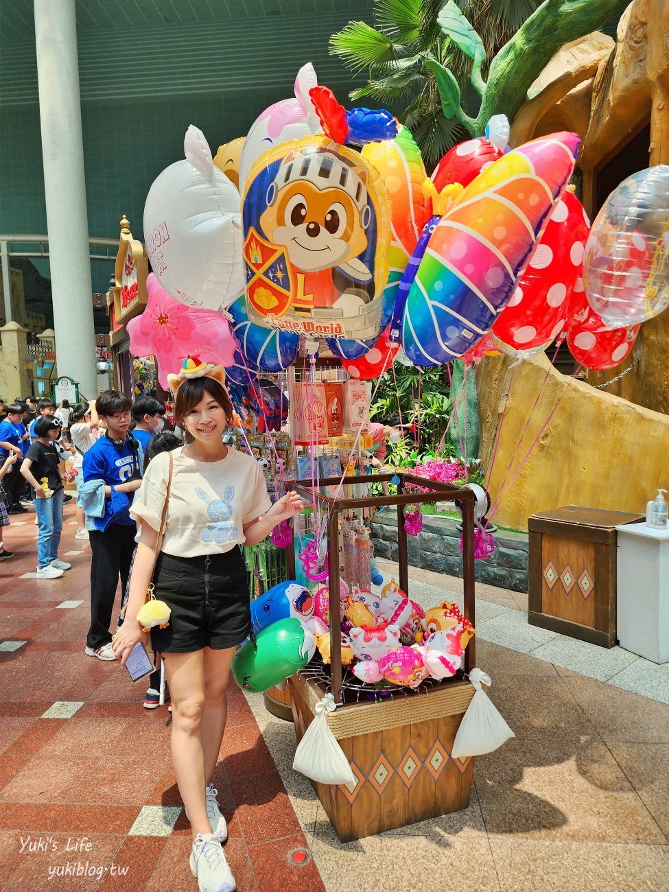 韓國必玩遊樂園【樂天世界】下雨室內景點~吹冷氣玩設施好讚！門票、交通、遊玩心得 - yuki.tw