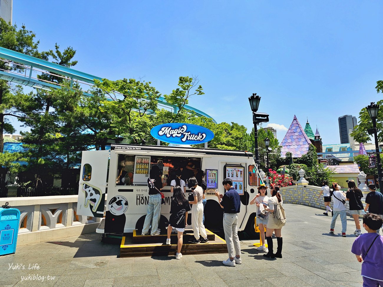 韓國必玩遊樂園【樂天世界】下雨室內景點~吹冷氣玩設施好讚！門票、交通、遊玩心得 - yuki.tw