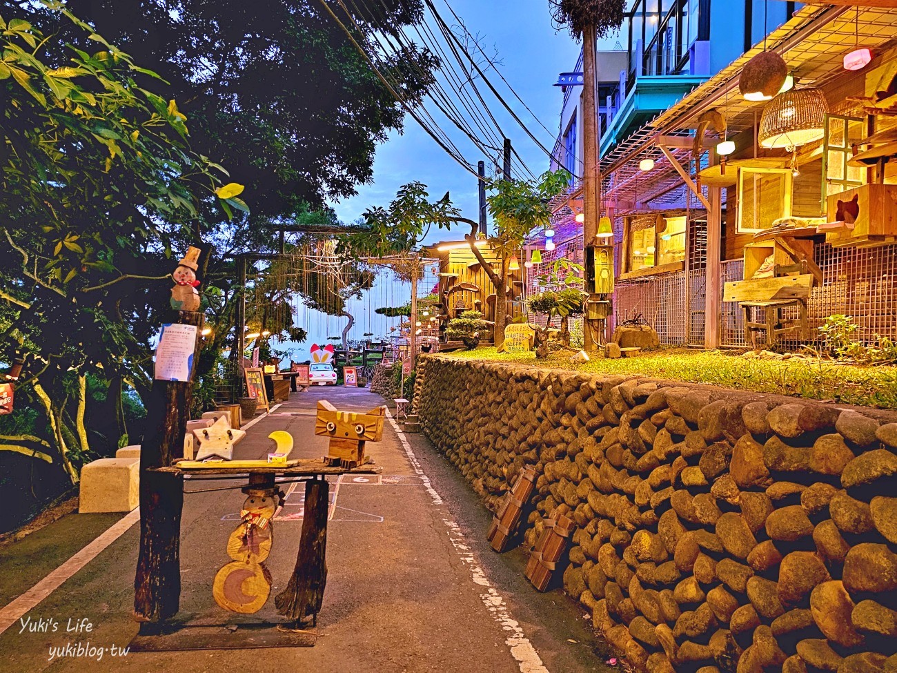 【南投星月天空夜景景觀餐廳】笑笑羊圍繞身邊、百萬夜景！親子旅行情侶約會必來 - yuki.tw