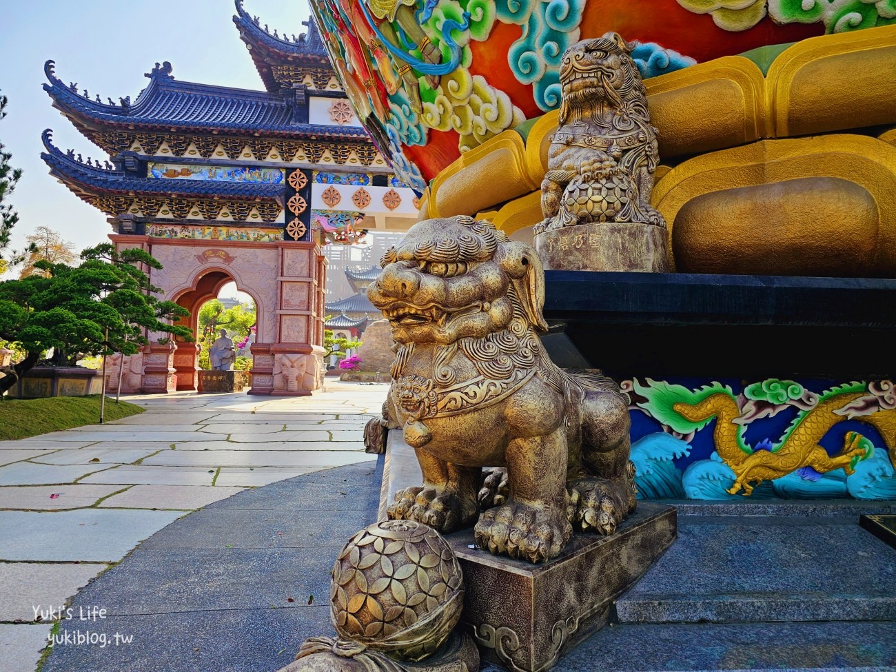 台南特色景點|玄空法寺|10公尺長佛心印聖石.3層樓高大智圓輪.鐘乳石林藝術庭院 - yuki.tw