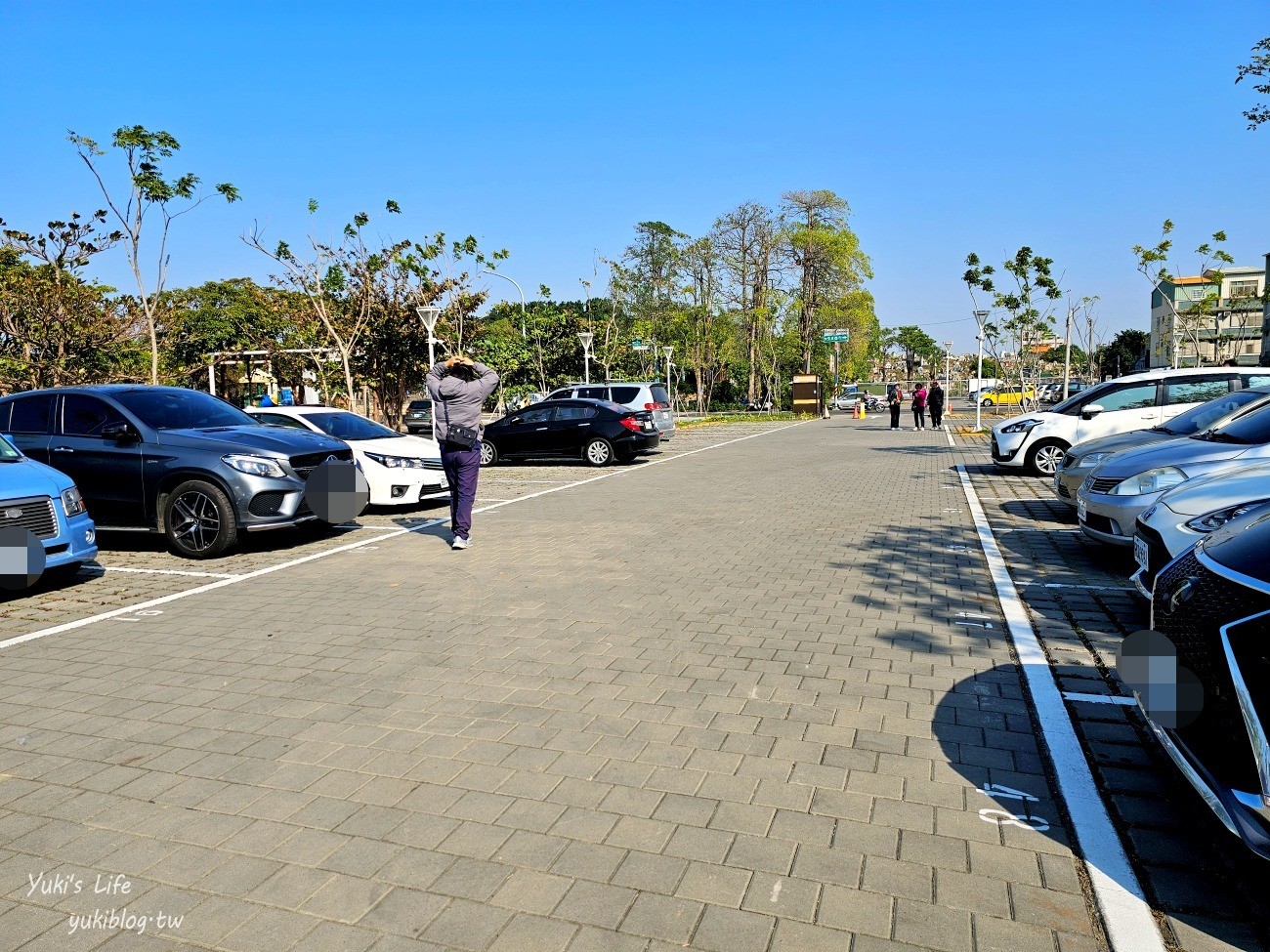 台南新景點【安平航海城】登上鐵達尼號不是夢！藍白建築、異國場景超好拍 - yuki.tw