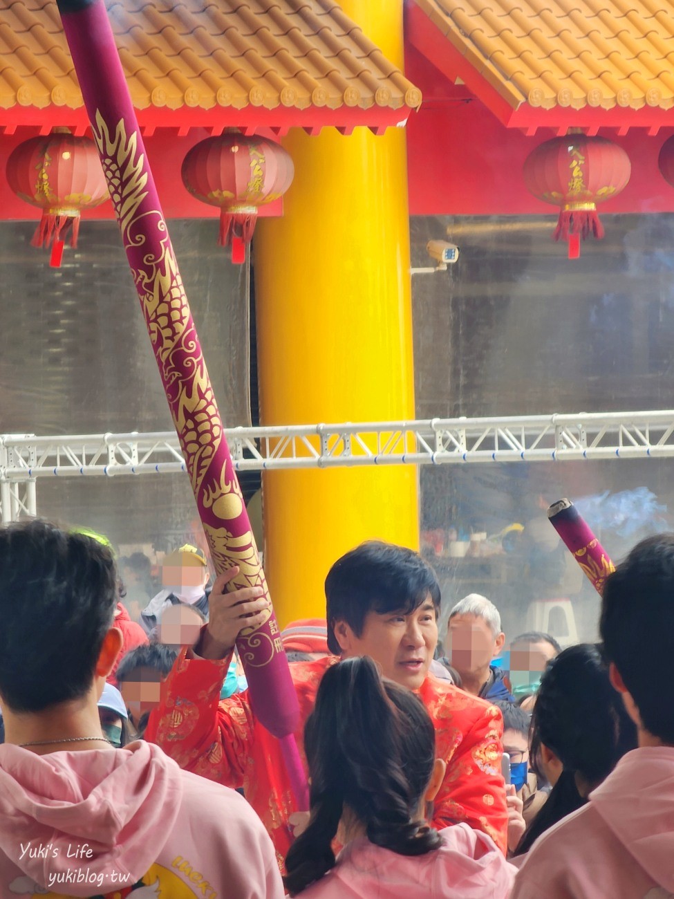 台中龍井景點|三陽玉府天宮(龍井天公廟)|超巨大龍香.全臺最大天公爐.玉皇上帝.喝龍喉水 - yuki.tw