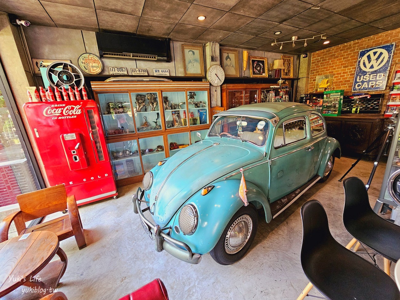 曼谷親子景點【Folktales Cafe & Bistro】古董車主題網美咖啡廳，兒童遊戲區太讚了！ - yuki.tw