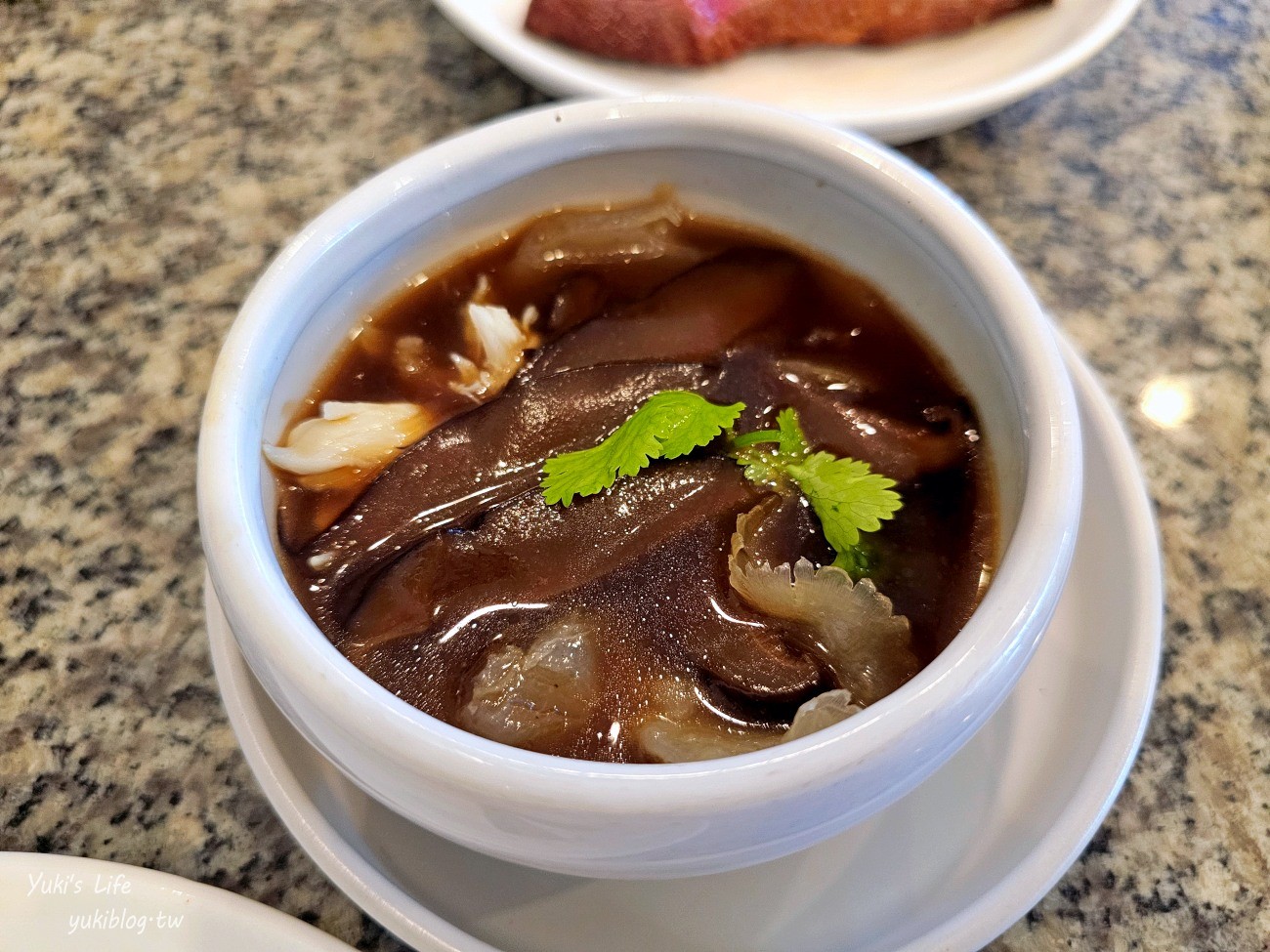 曼谷海鮮榴蓮吃到飽推薦【Mungkorn Seafood Sukhumvit】啤酒無限，還有龍蝦的高級Buffet - yuki.tw