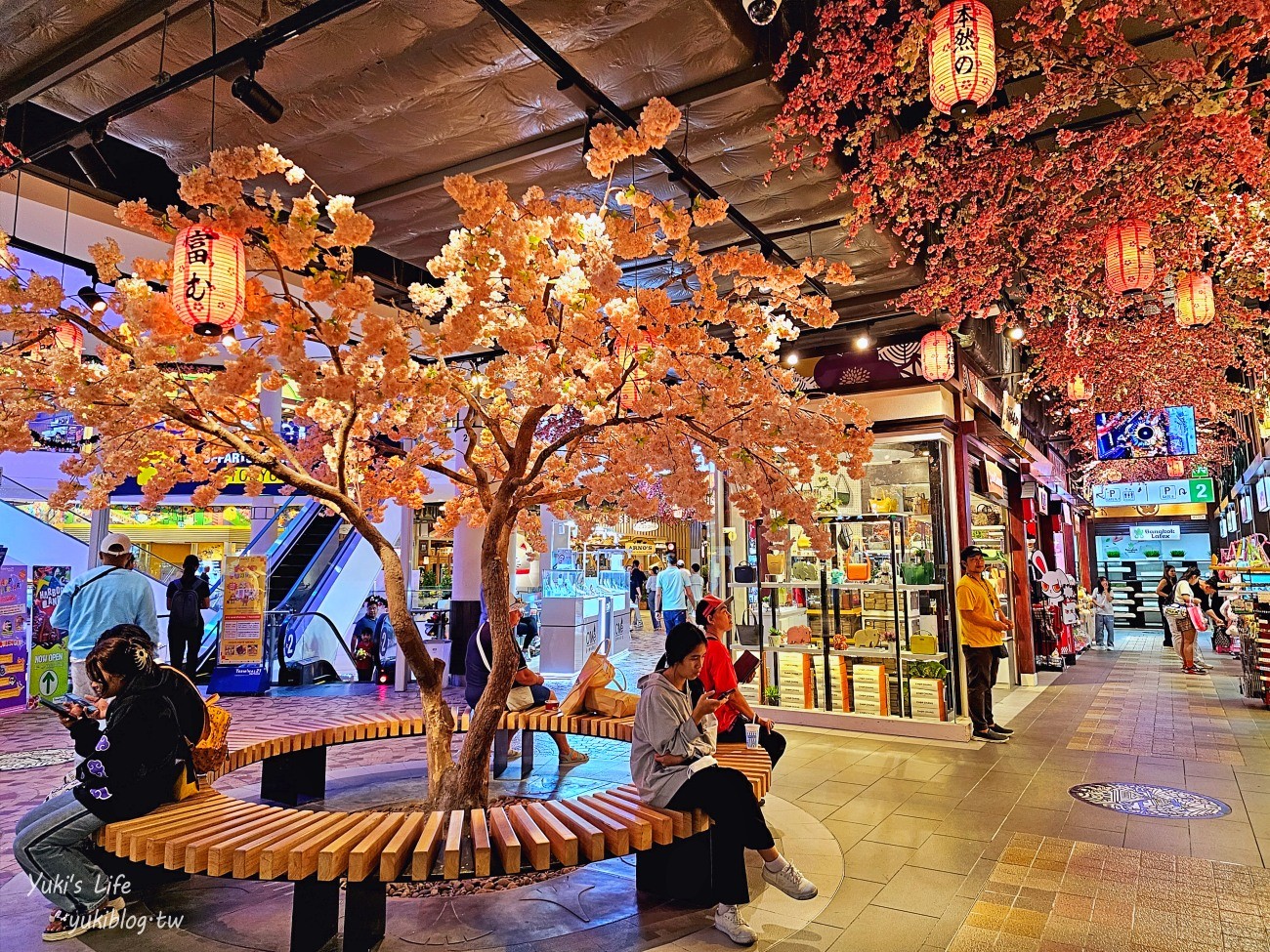 【芭達雅景點】Terminal 21環遊世界主題百貨，整架飛機超吸睛，銅板價美食街必吃爆 - yuki.tw