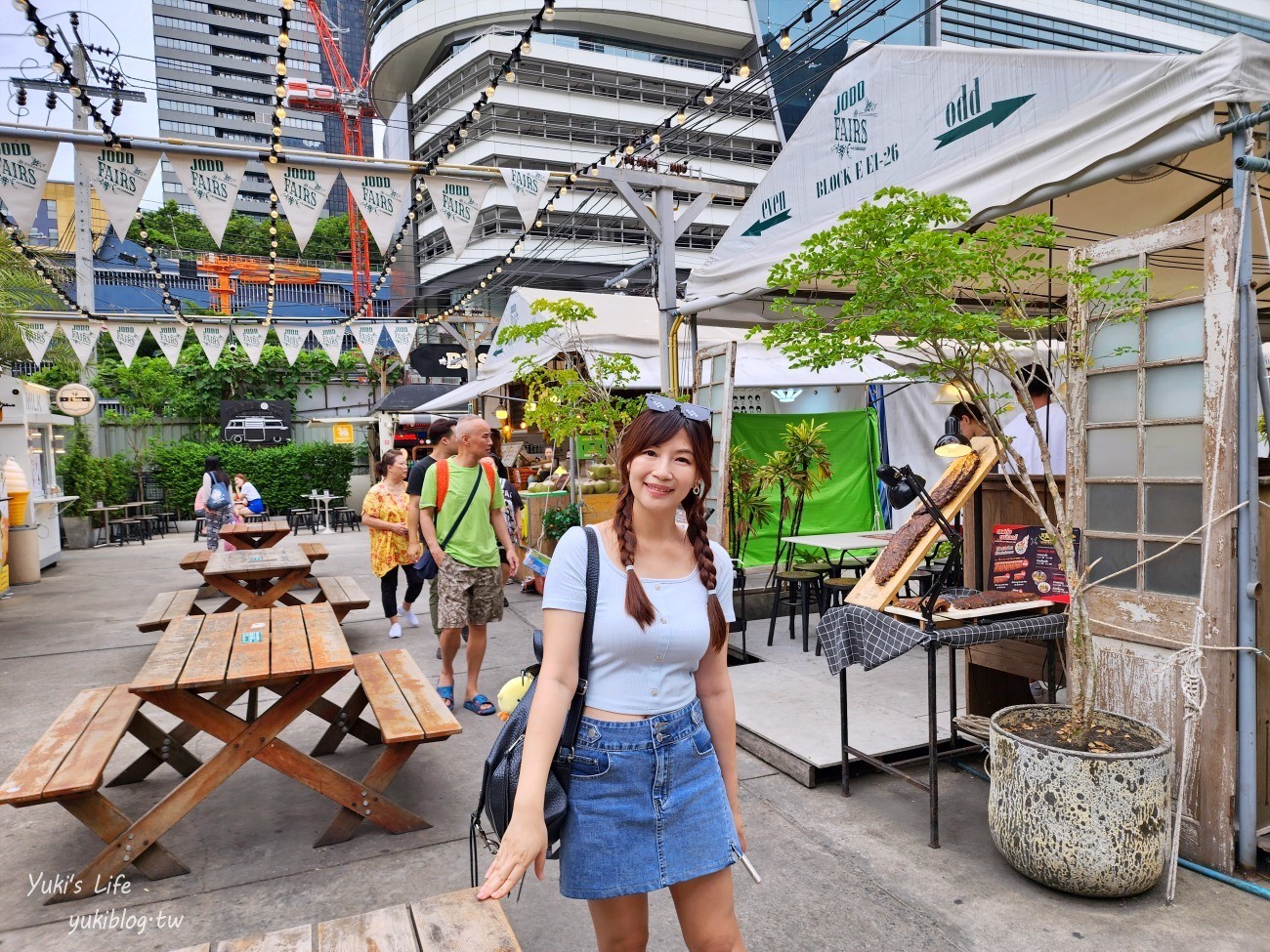 曼谷必去景點【JODD FAIRS 喬德夜市】必吃火山排骨、手抓海鮮、泰式小吃通通有～ - yuki.tw