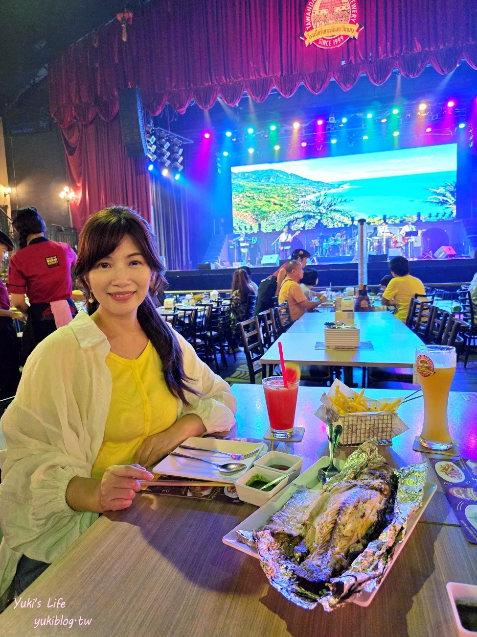 曼谷酒吧餐廳【Tawandang German Brewery】現場大舞台表演氣氛超嗨~有冷氣超推薦必去 - yuki.tw