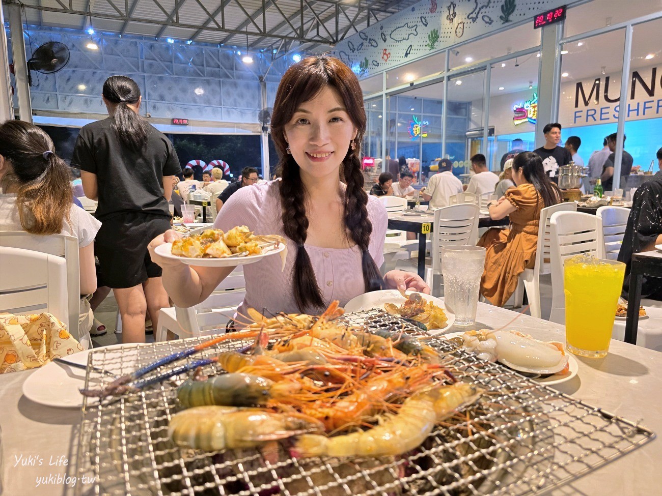 曼谷海鮮不限時吃到飽推薦【Mungkorn Seafood】只要499~泰國蝦.生醃.螃蟹.蔬果任你吃 - yuki.tw