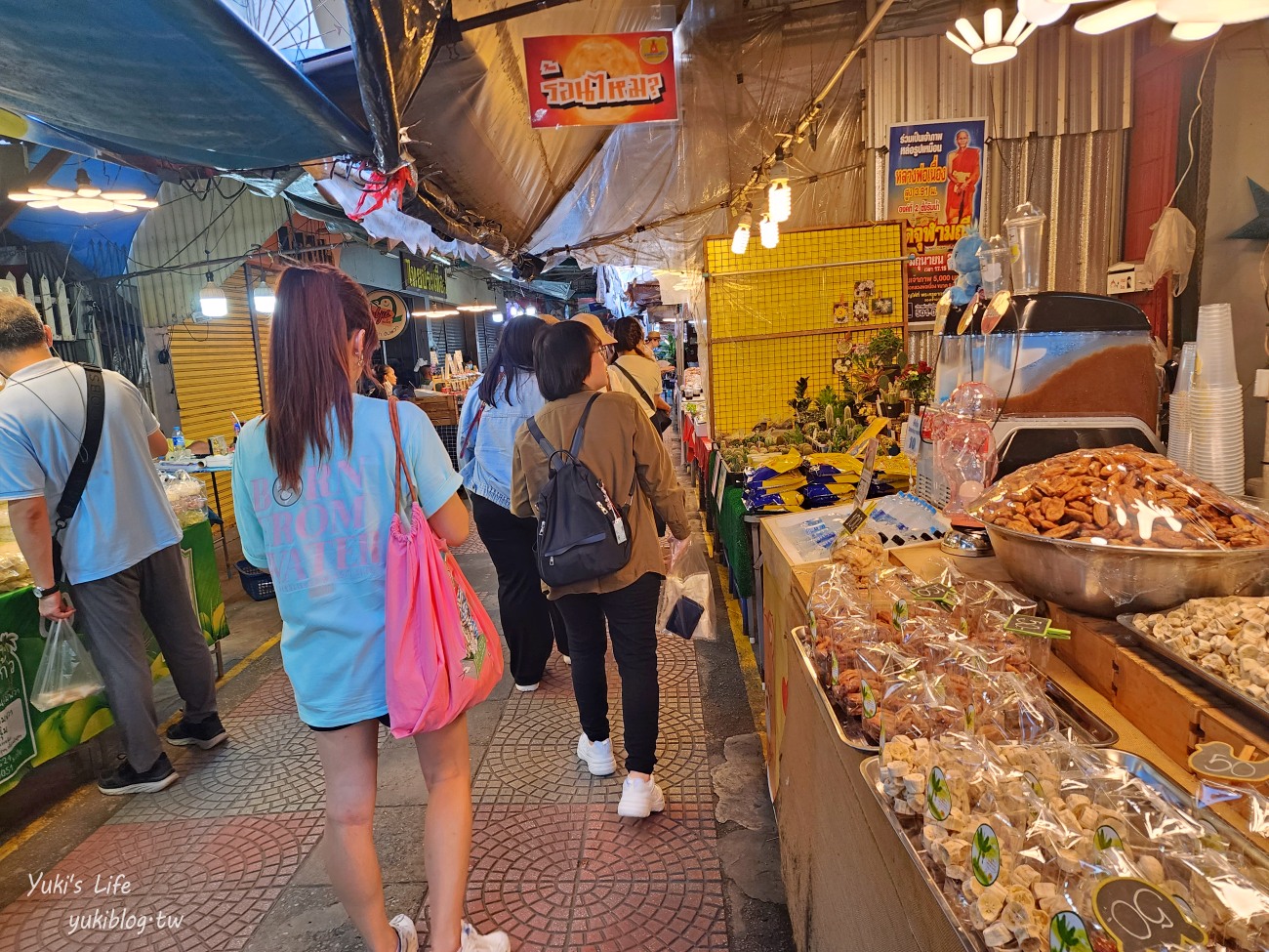 曼谷必玩景點推薦【安帕瓦水上市場】週末限定的水上市場.賞螢火蟲好特別 - yuki.tw