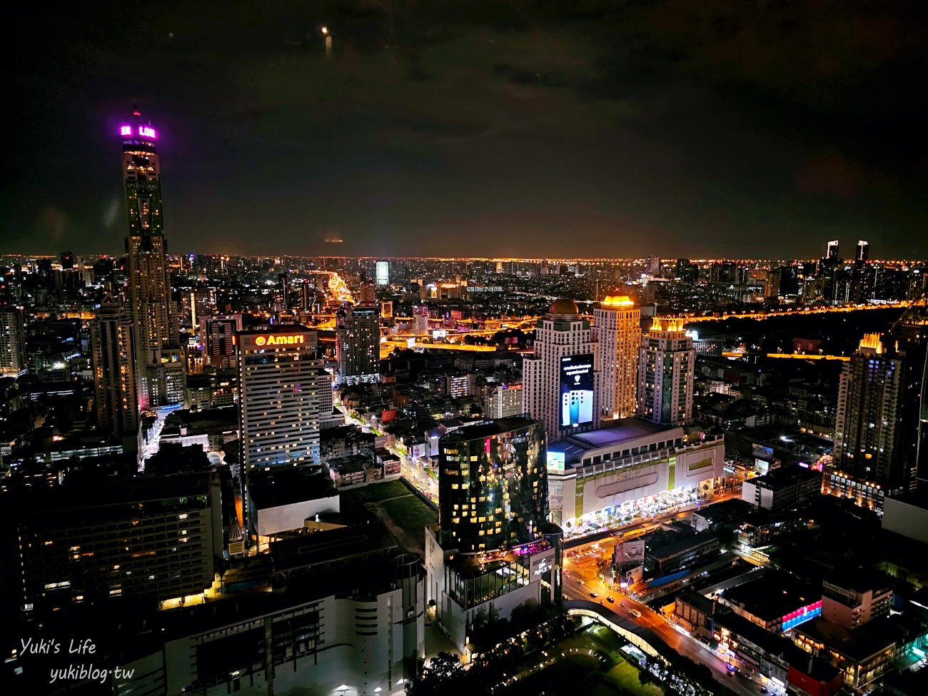 曼谷高空酒吧【Red Sky】飽覽極致夜景，約會求婚首選 - yuki.tw