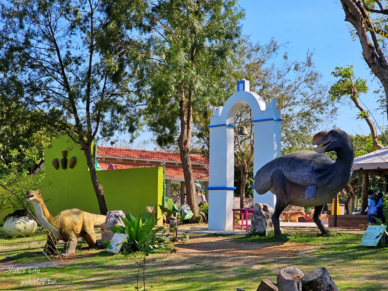 彰化親子景點》古生物奇幻樂園，最新恐龍主題遊樂園！恐龍射擊、飛天馬車太刺激！ - yuki.tw