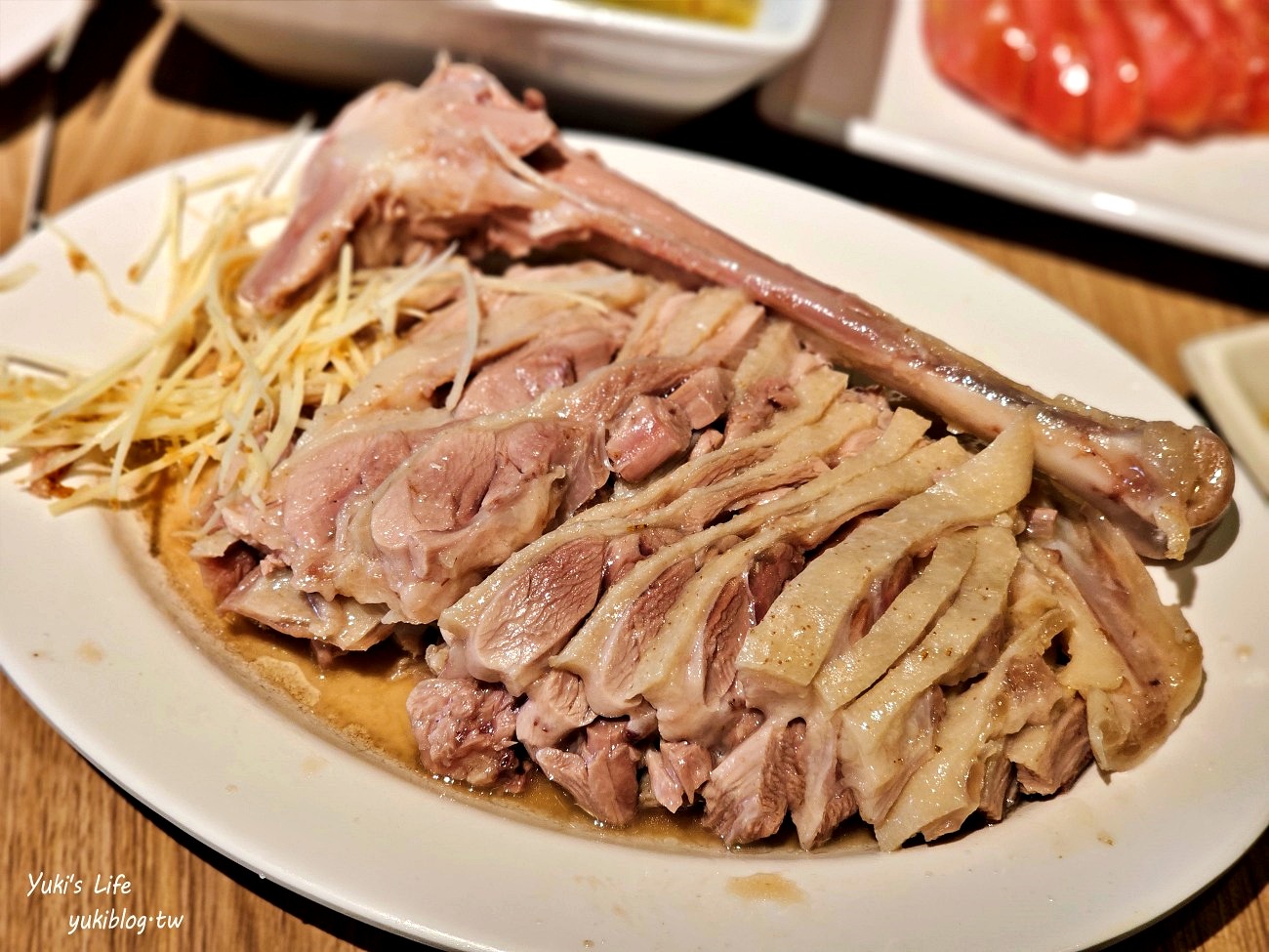 台北美食》阿城鵝肉土城總店，米其林推薦，油嫩肉質吃過就回不去 - yuki.tw