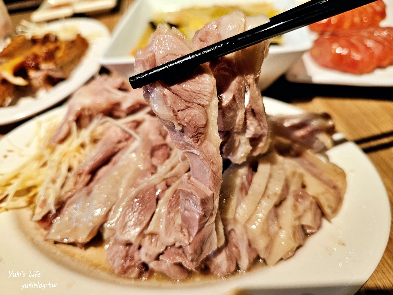 台北美食》阿城鵝肉土城總店，米其林推薦，油嫩肉質吃過就回不去 - yuki.tw