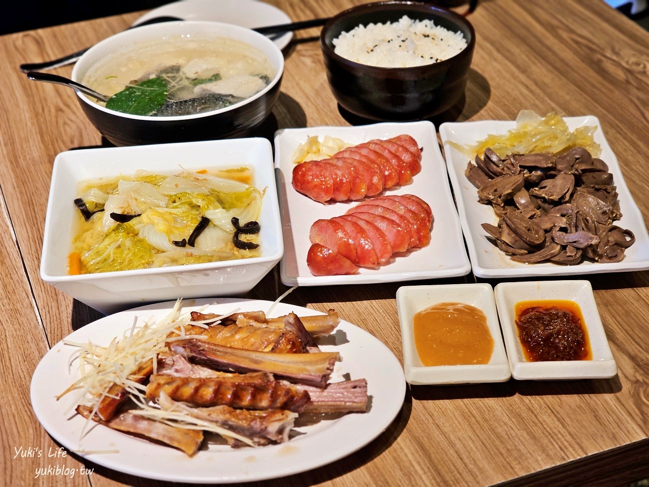 台北美食》阿城鵝肉土城總店，米其林推薦，油嫩肉質吃過就回不去 - yuki.tw