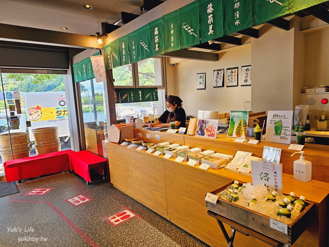 京都必遊景點》嵐山商店街，悠閒一日遊~必吃美食鯛魚燒.米菲兔麵包店 - yuki.tw