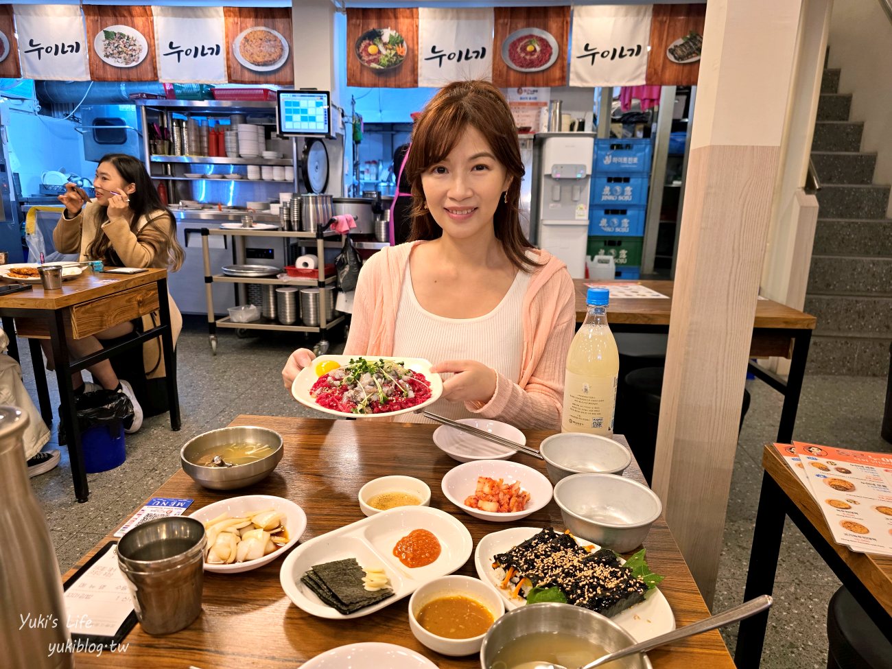 首爾廣藏市場美食「통큰누이네 육회빈대떡」綠豆煎餅.生牛肉.生章魚~附牛肉湯 - yuki.tw