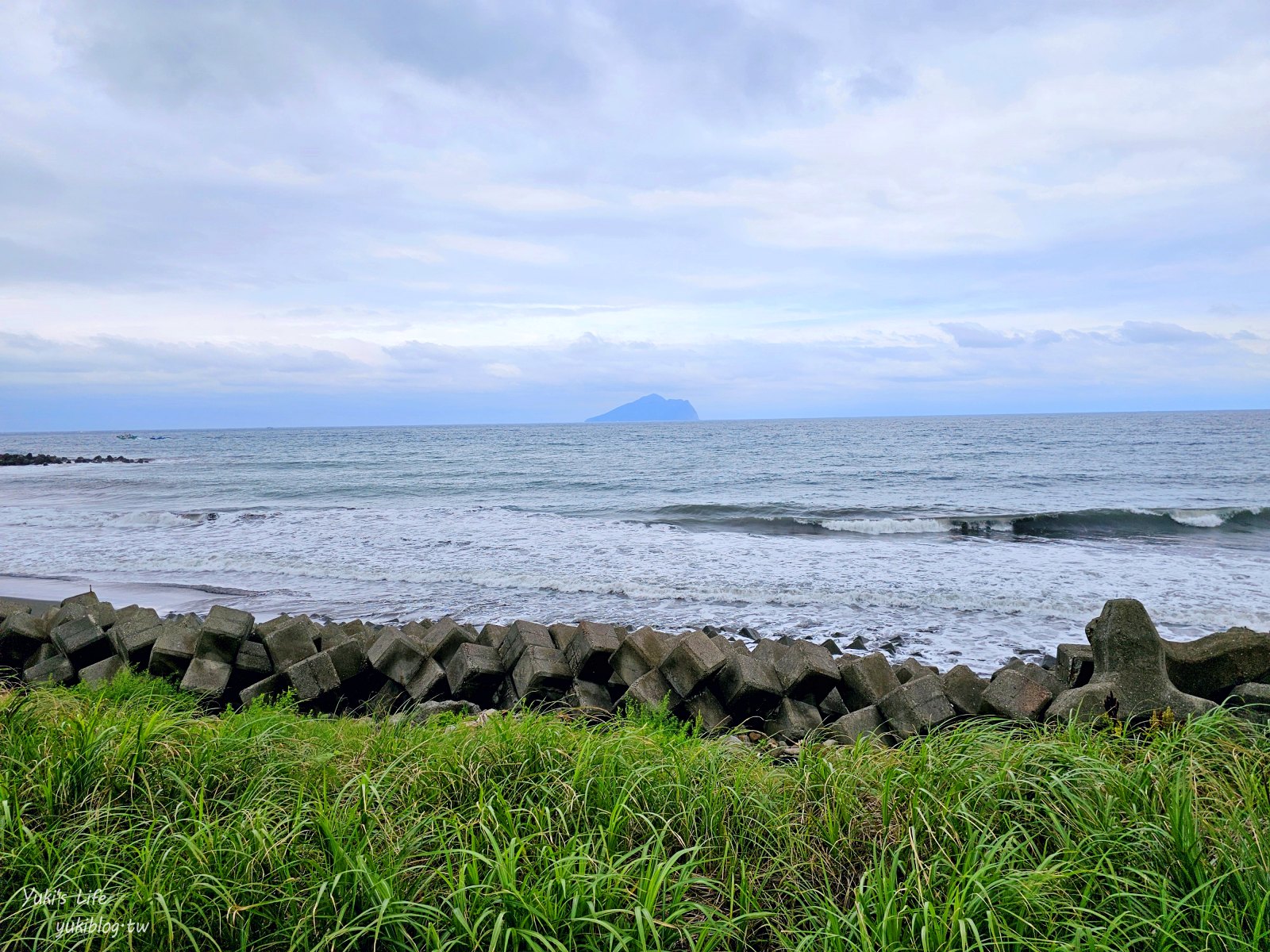 宜蘭頭城咖啡廳【滿山望海】海景第一排無敵美景.峇里島風格超Chill - yuki.tw