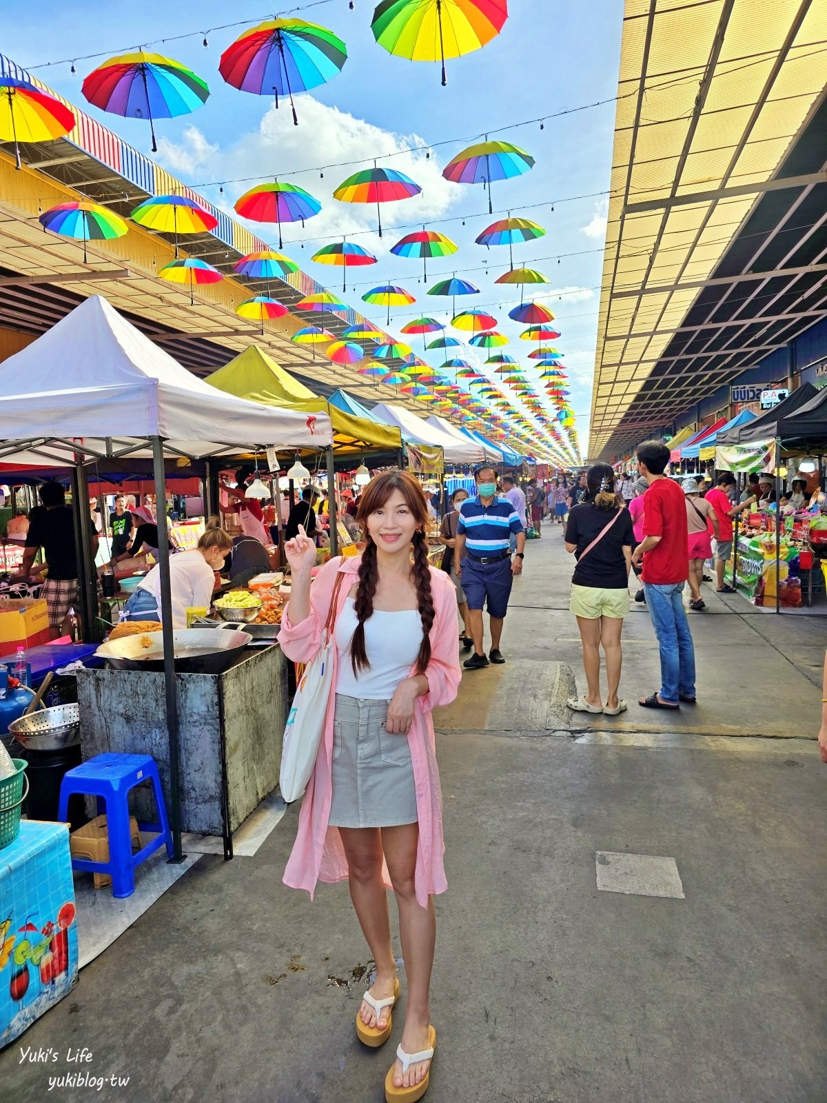 曼谷景點【曼谷世界市場】超接地氣的當地夜市超好逛，美食只要5泰銖起~ - yuki.tw